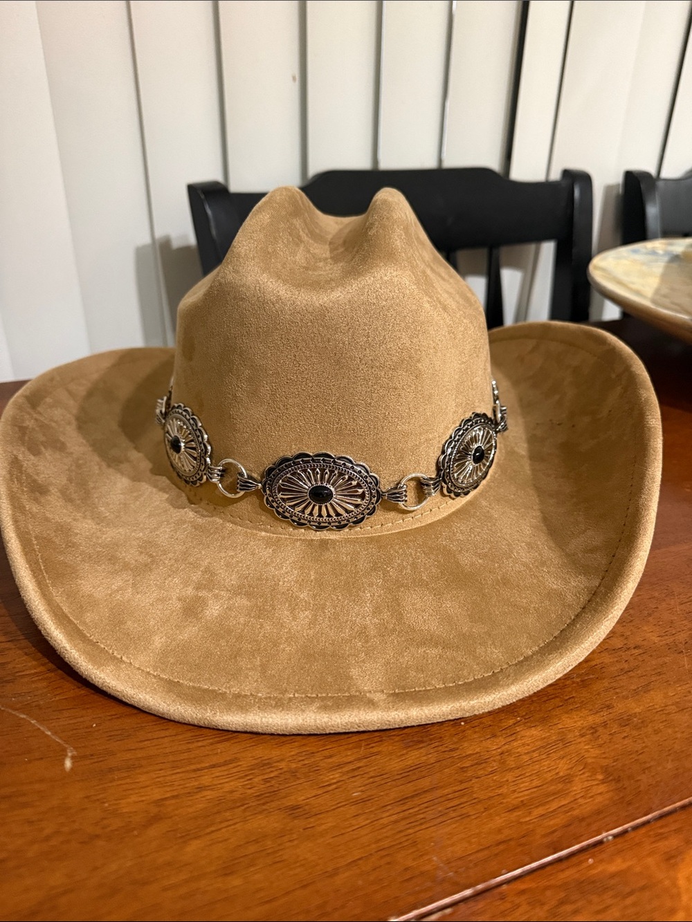 NWT Tan Suede Western Cowboy Hat with Decorative Silver Conchos